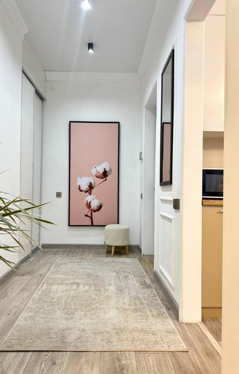 Tokyo, A Residential Complex Apartment *